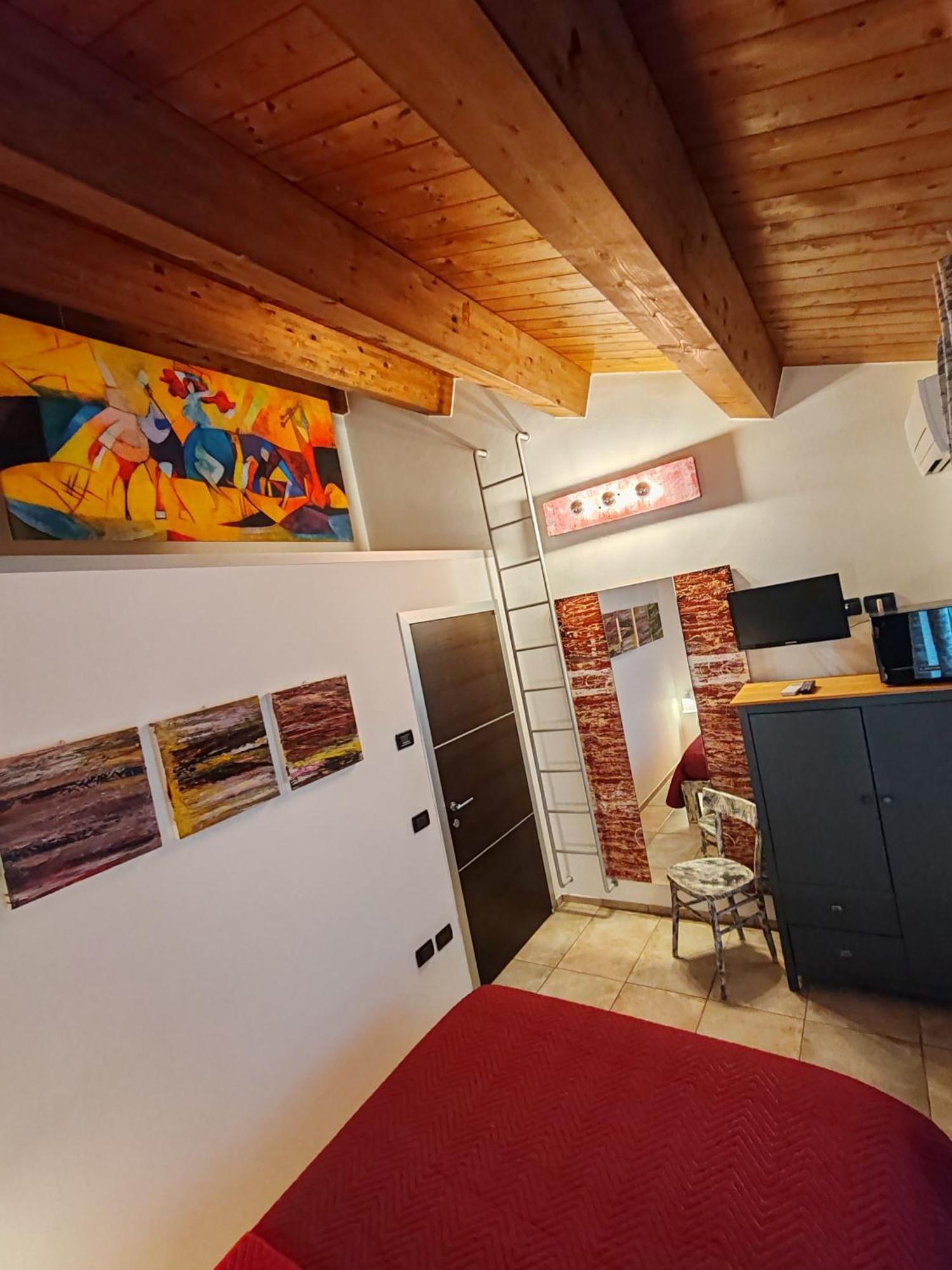 B&B Flavio E Catia マロッタ エクステリア 写真